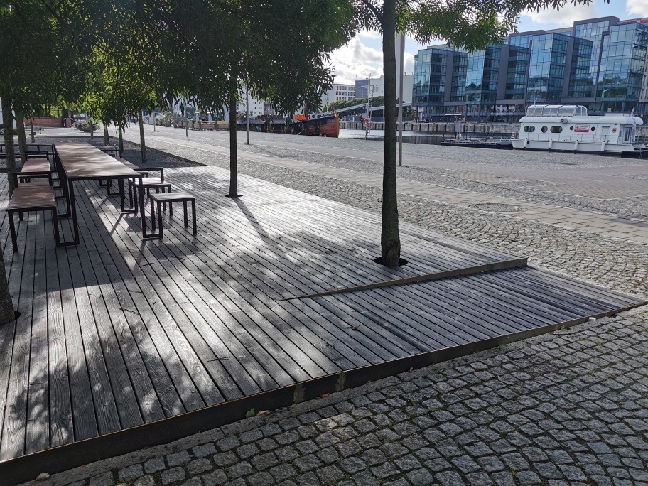 Hout voor een gastronomische tuin